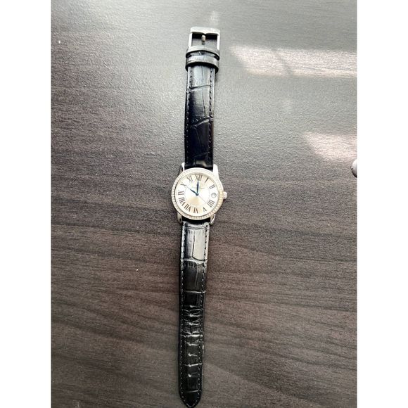 Lucien  Piccard watch, round dial face, black leather strap, calendar - Picture 5 of 7